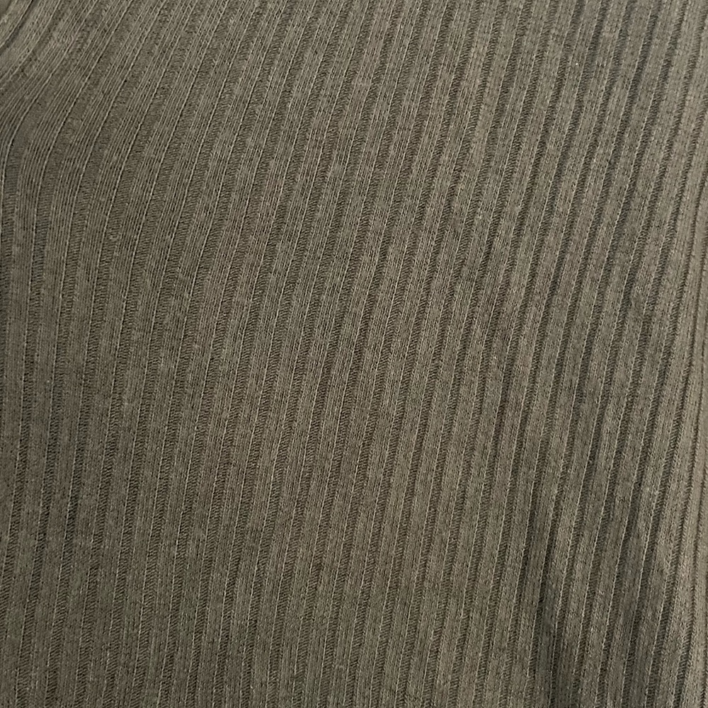 Olive Green Ribbed Top - Picture 4 of 6